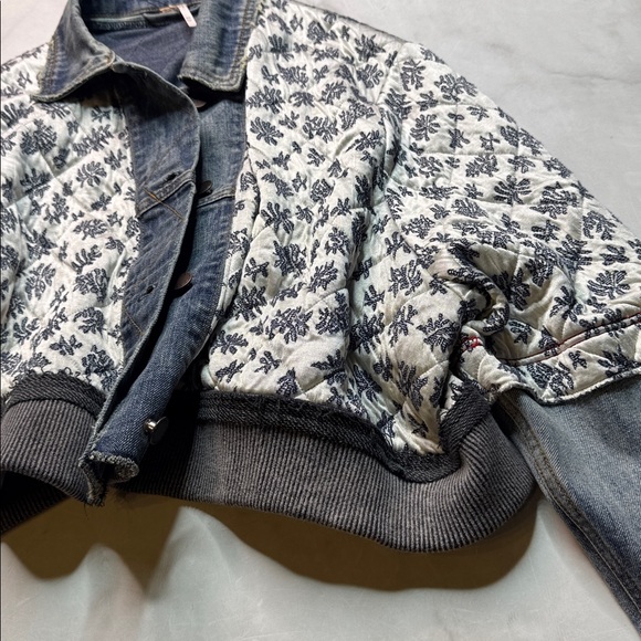Free People Quilted Ditsy Denim Jacket XS/S - Picture 8 of 9